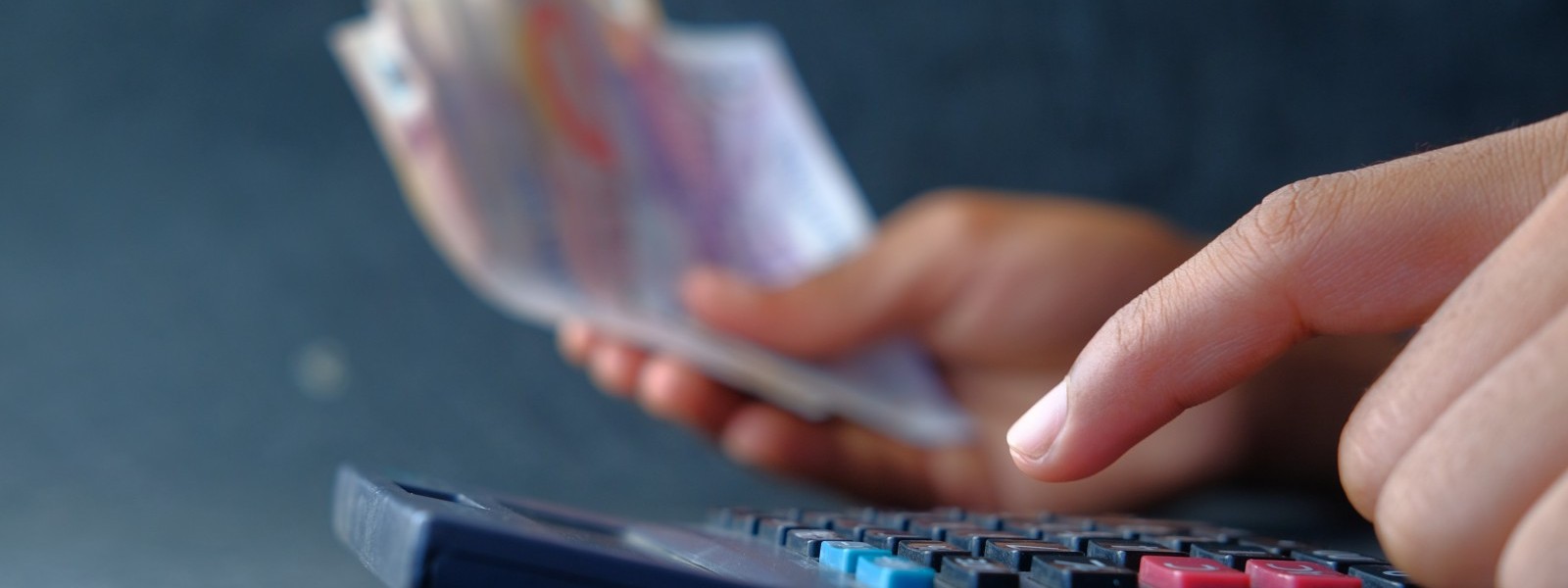 How is the transfer fee calculated?