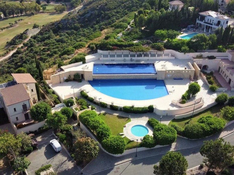 Aphrodite Hills - Apollo