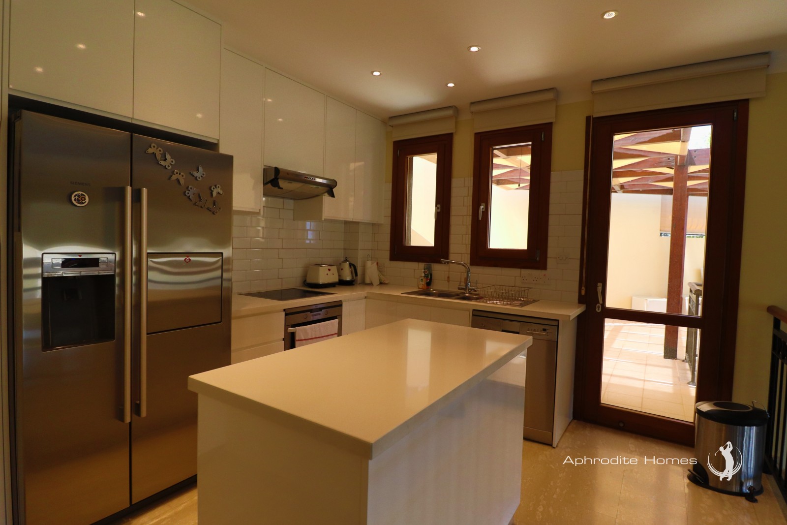 Villa For Sale  in  Aphrodite Hills