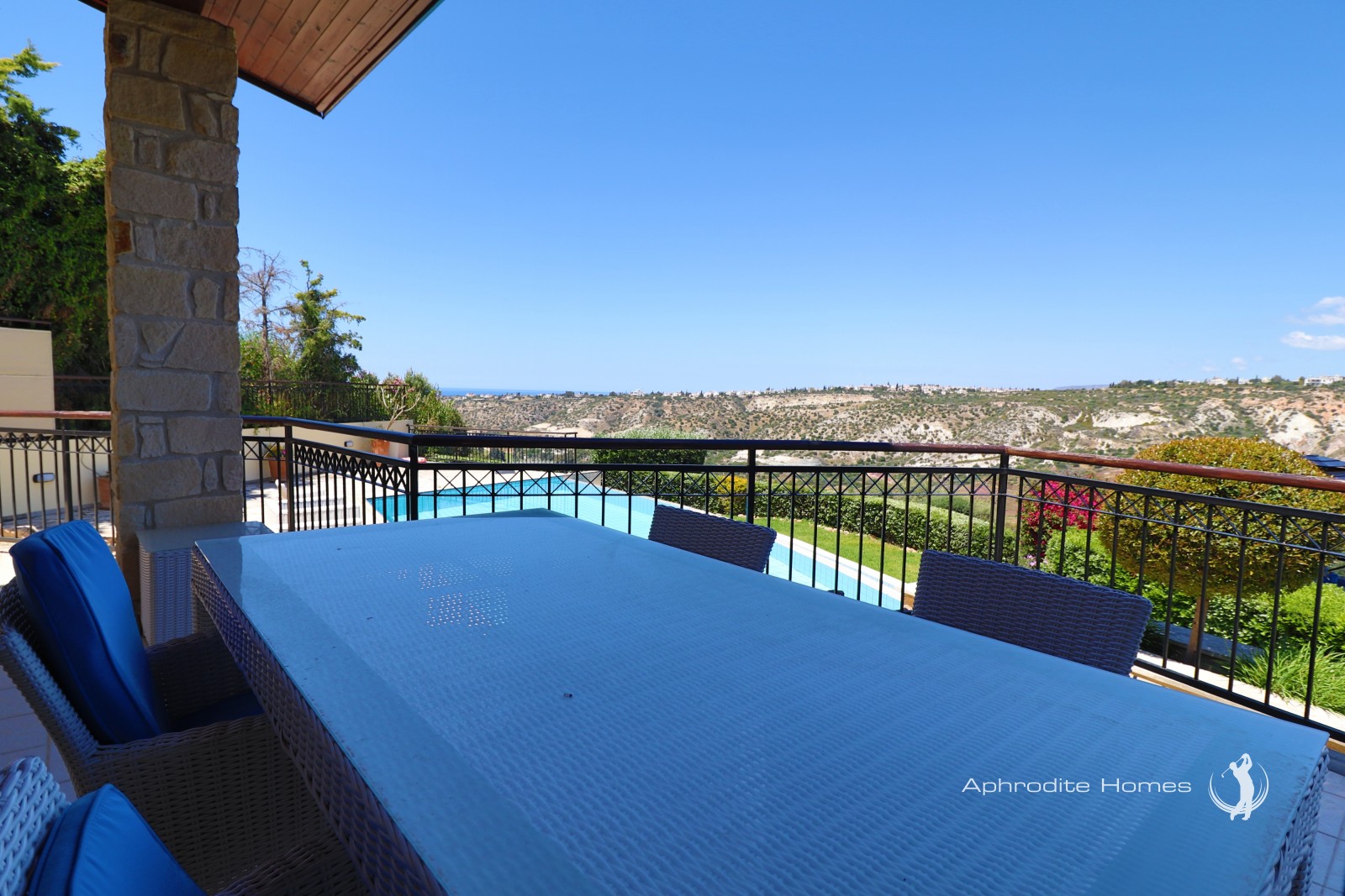 Villa For Sale  in  Aphrodite Hills