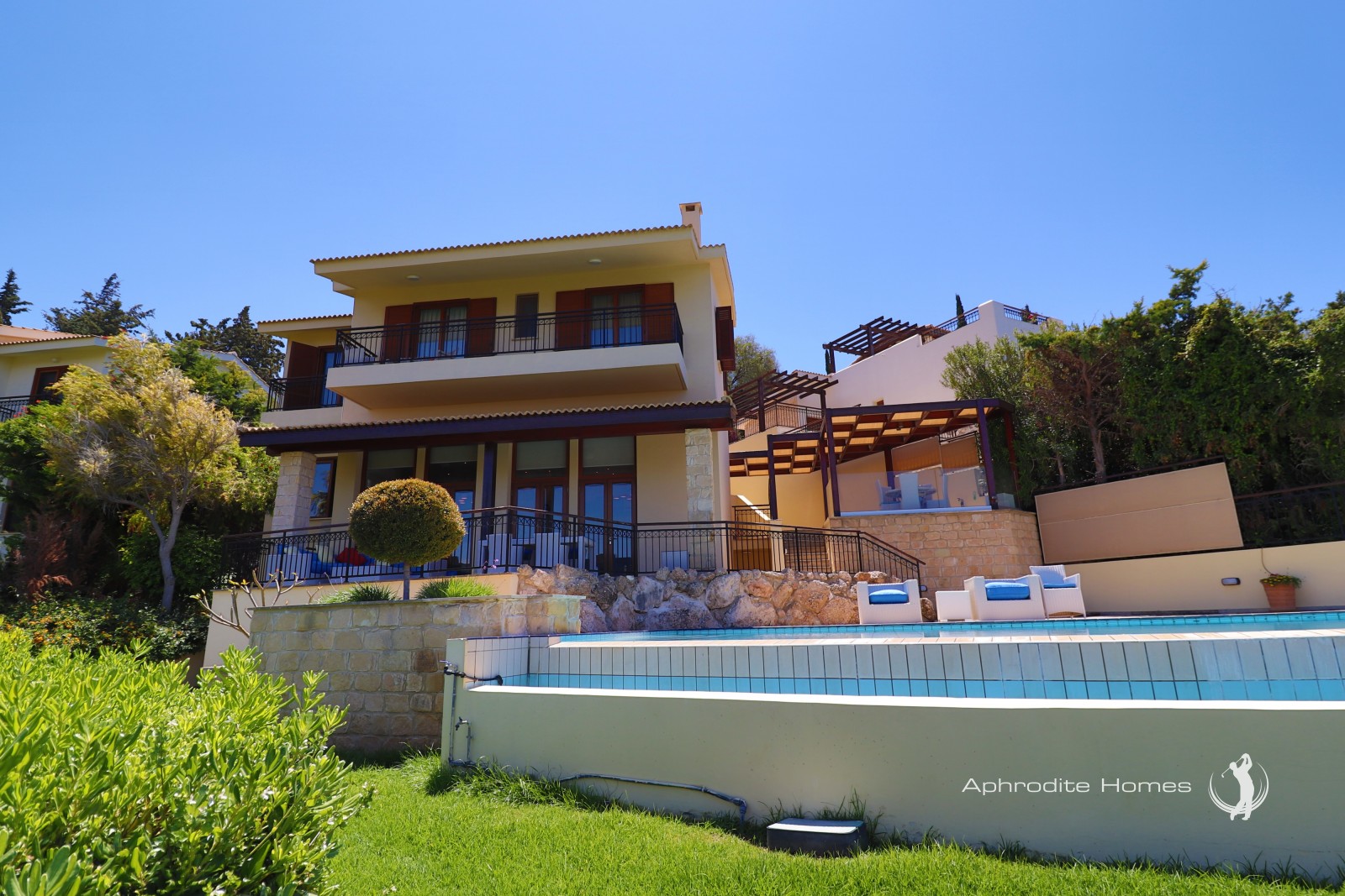 Villa For Sale  in  Aphrodite Hills