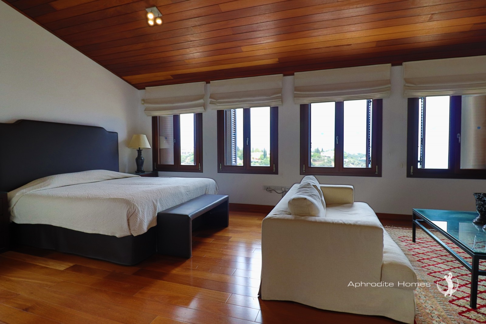 Villa For Sale  in  Aphrodite Hills