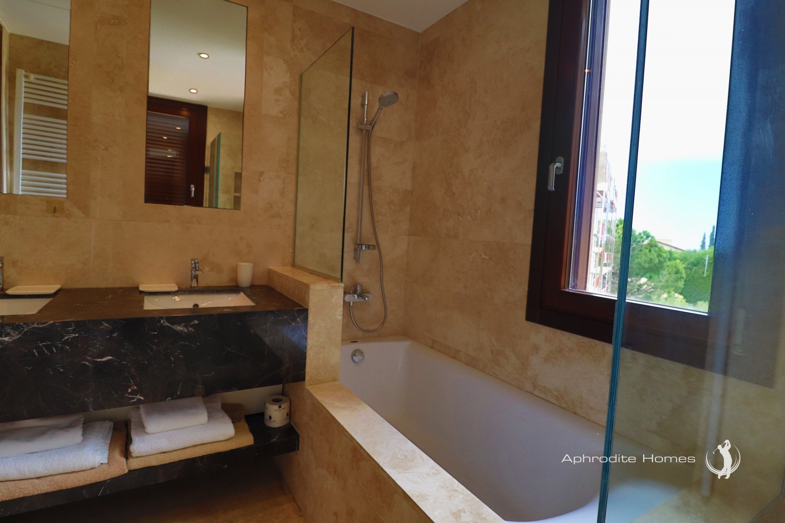 Villa For Sale  in  Aphrodite Hills