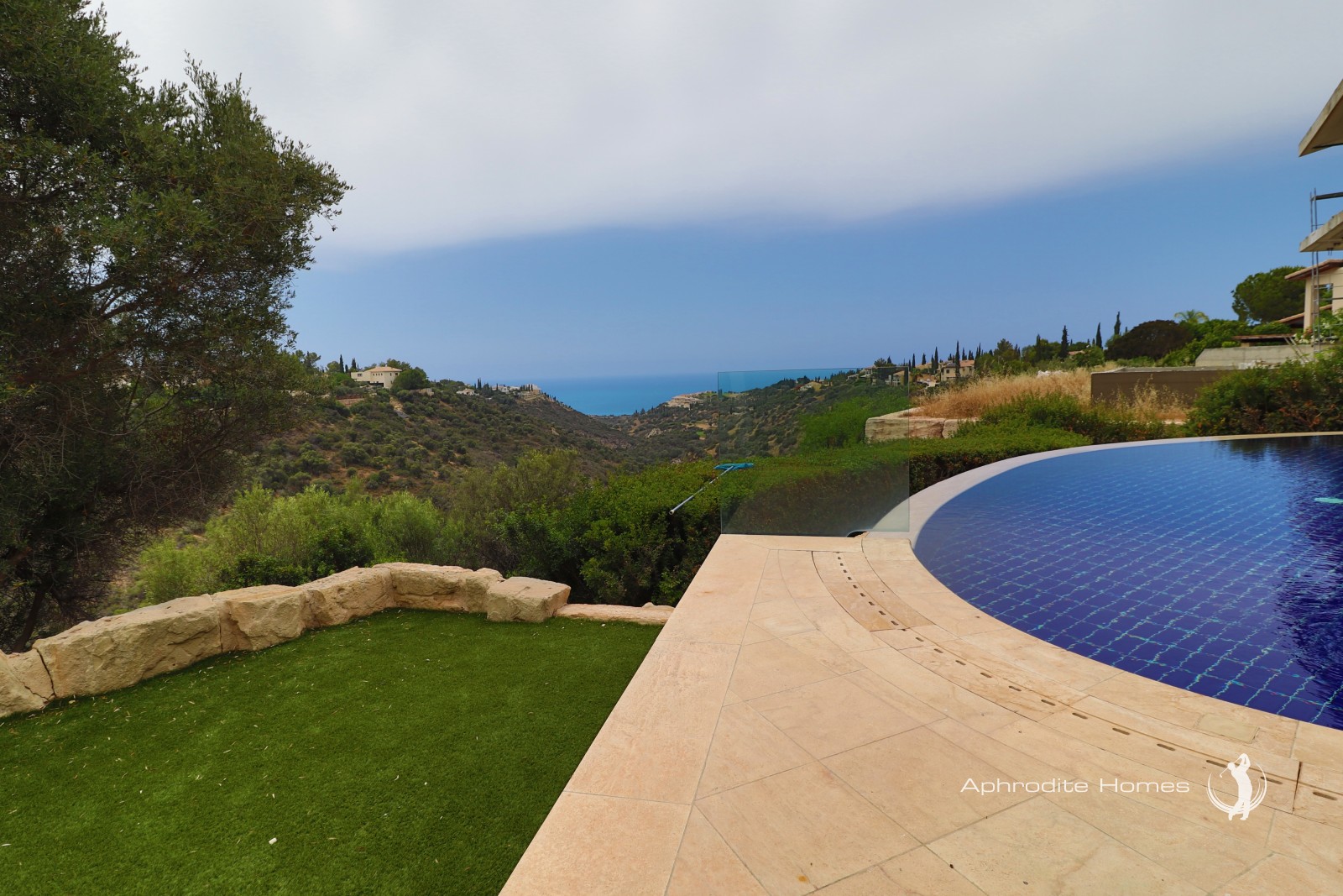 Villa For Sale  in  Aphrodite Hills