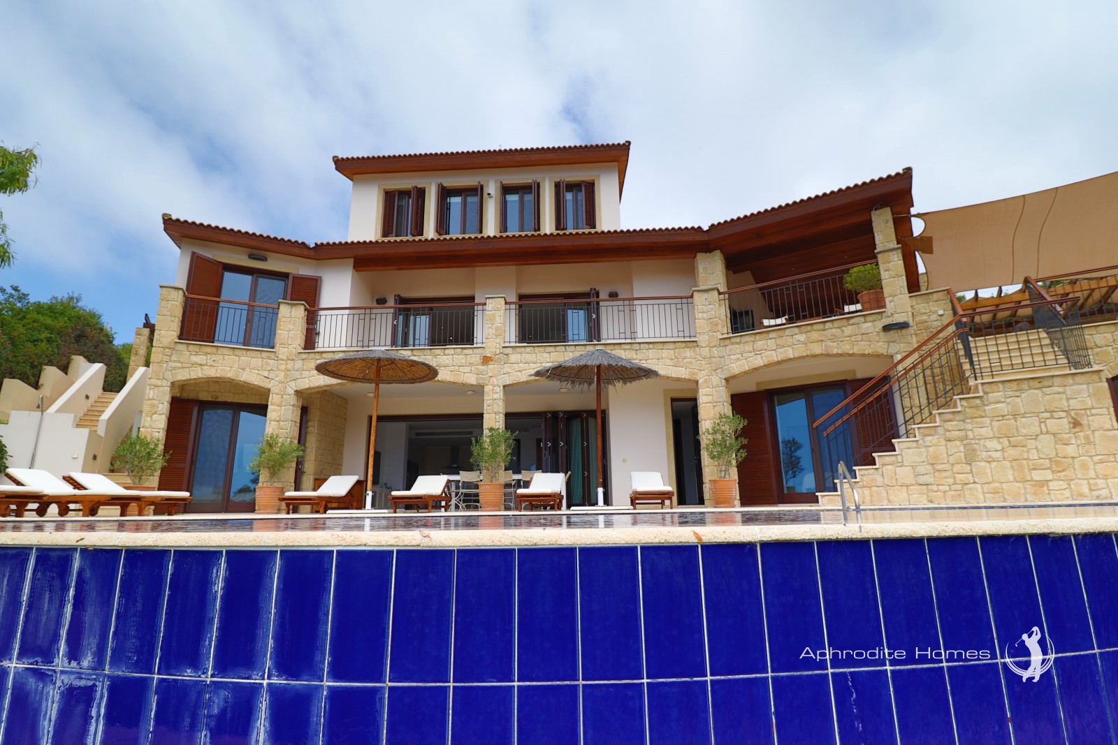 Villa For Sale  in  Aphrodite Hills