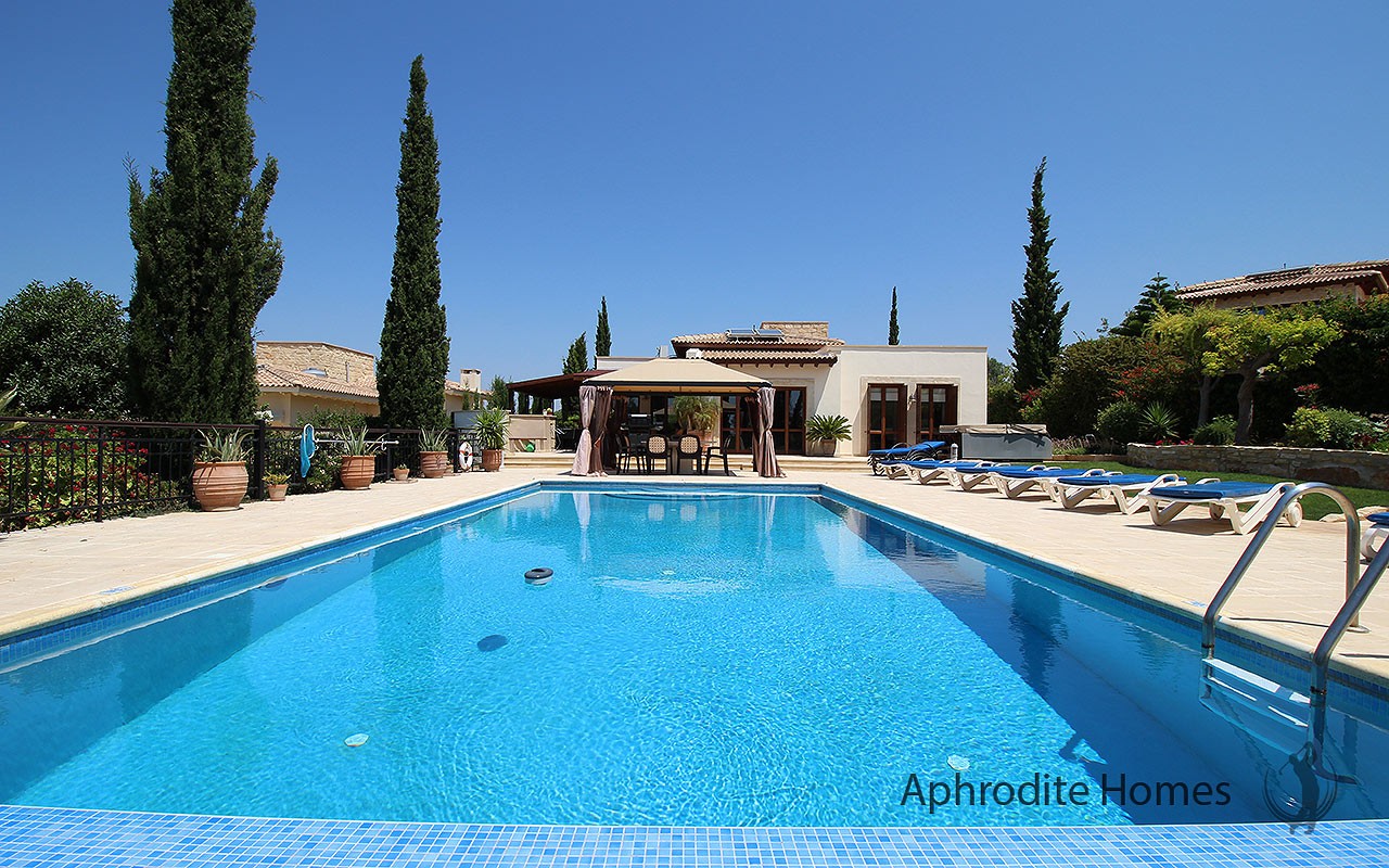 AH210V-4-Bed Luxury Detached Villa