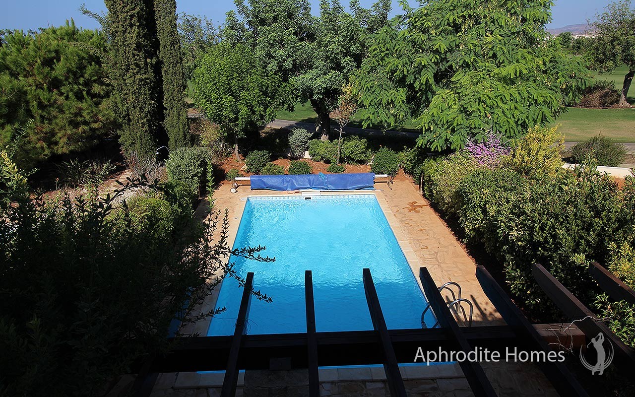 AH211P-2-Bed Luxury Townhouse