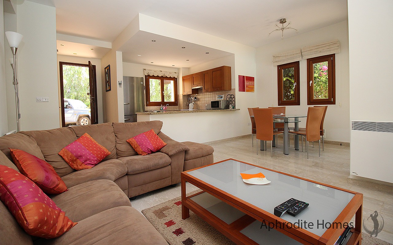 AH215P-3 Bed Luxury Townhouse
