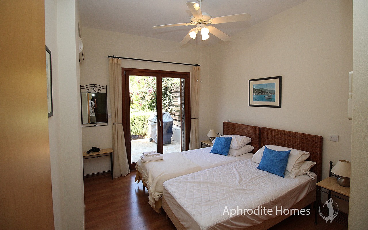 AH215P-3 Bed Luxury Townhouse