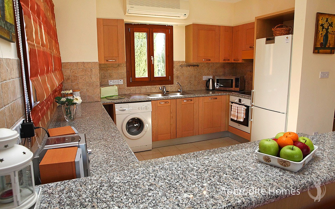 AH220P-1 Bed Luxury Apartment