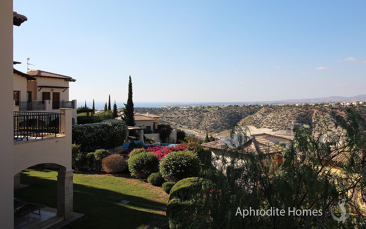 AH220P-1 Bed Luxury Apartment