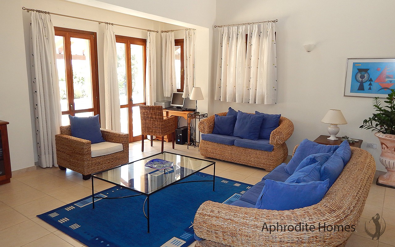 AH129V 5-Bed Luxury Villa