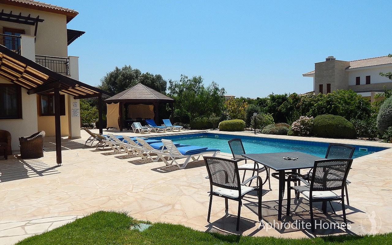 AH129V 5-Bed Luxury Villa