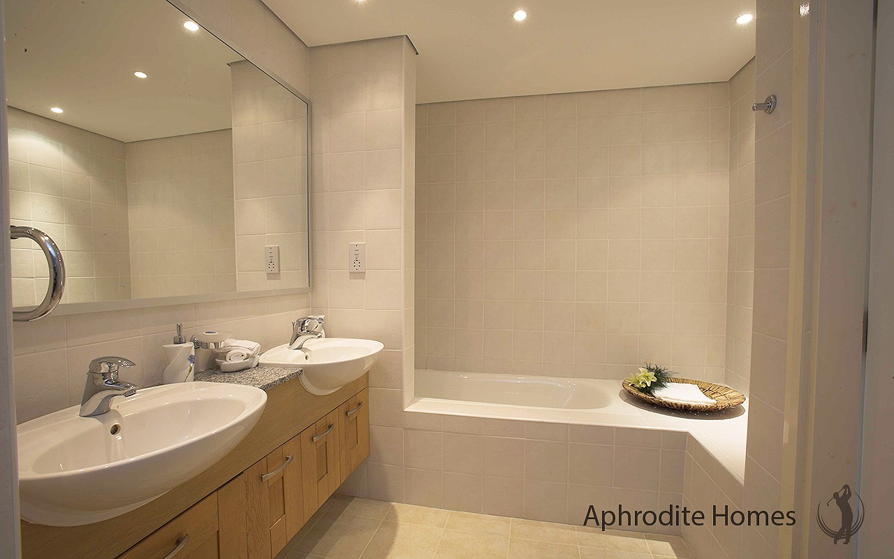 AH131P - 3-Bed Luxury Apartment