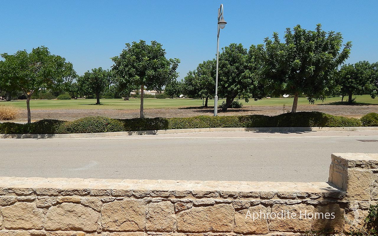 AH104V - Plot For Sale