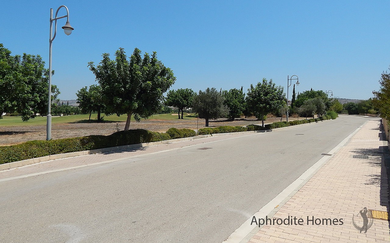 AH104V - Plot For Sale