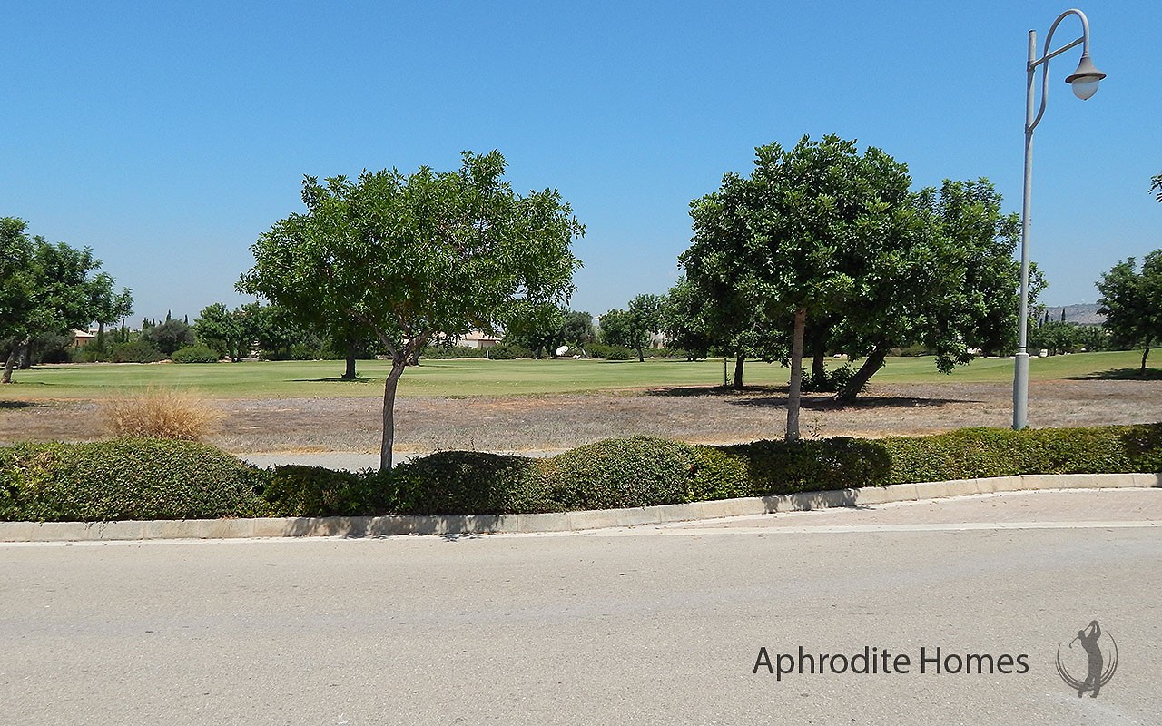 AH104V - Plot For Sale