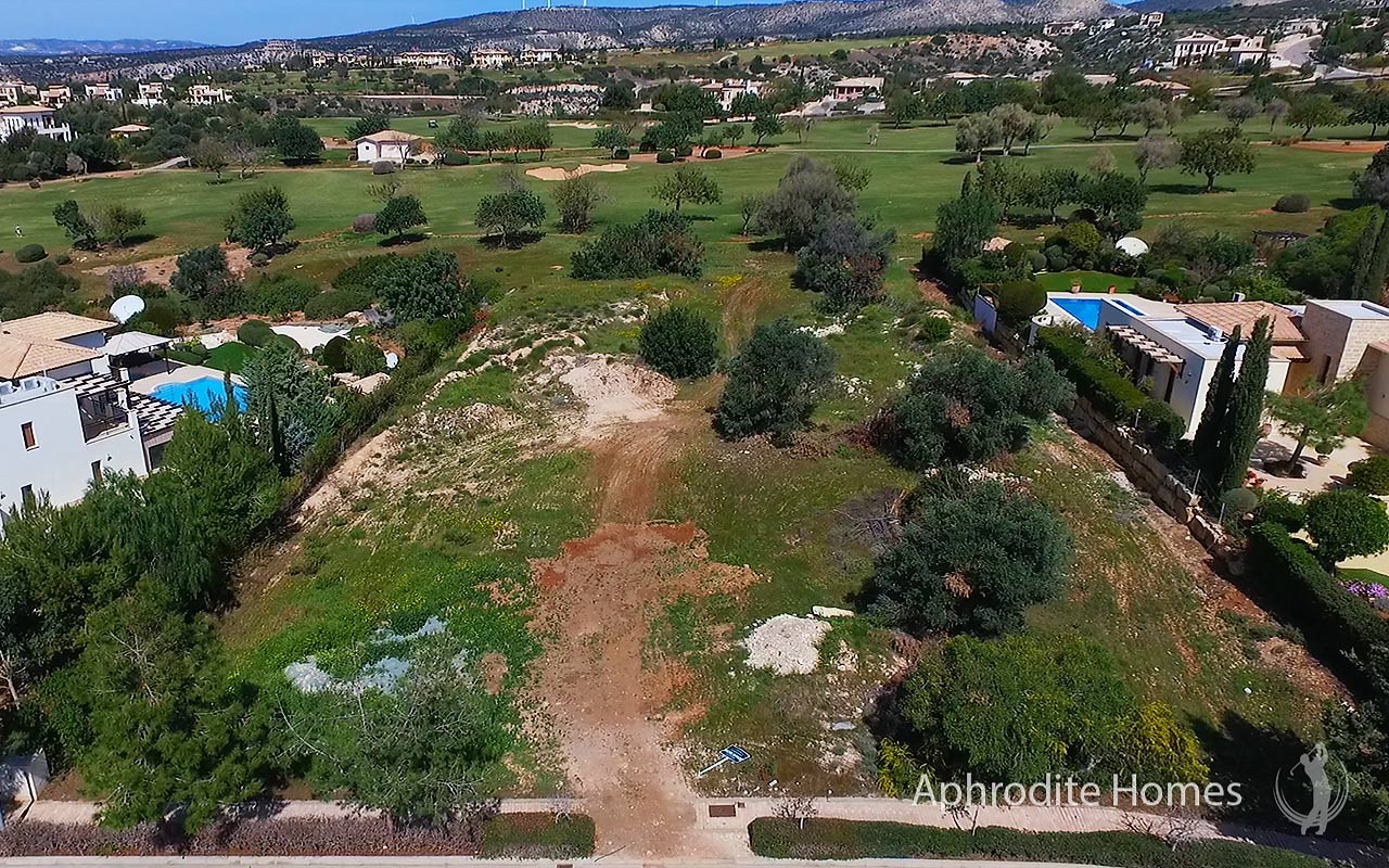 AH101V - Plot For Sale