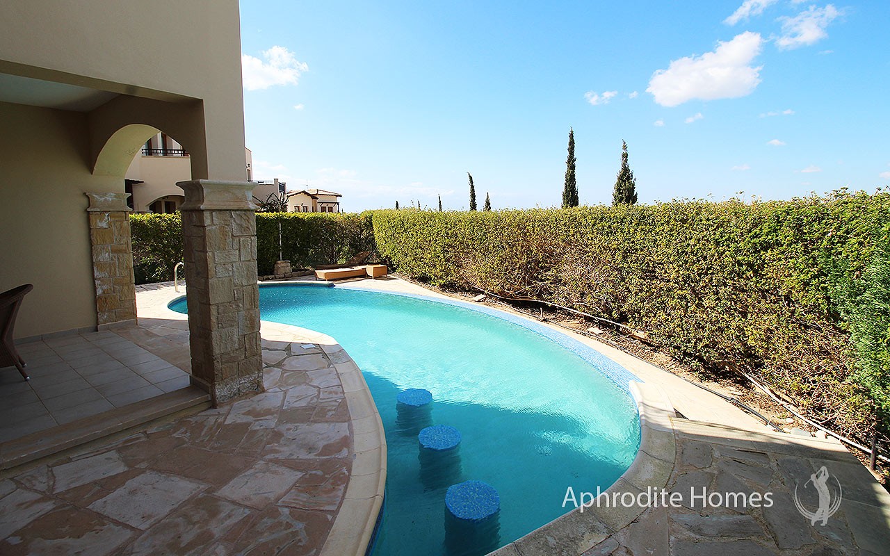 AH143P - 3-Bed Luxury Apartment