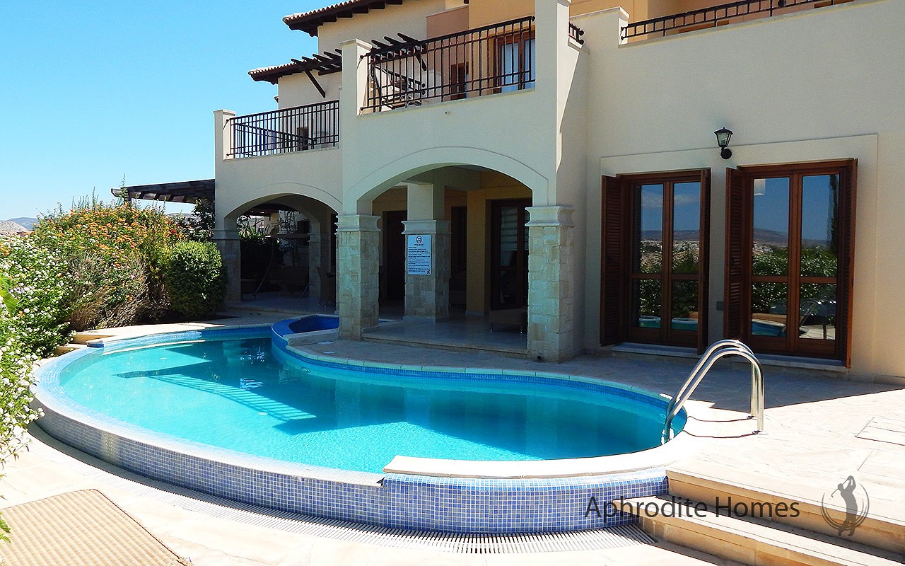 AH143P - 3-Bed Luxury Apartment