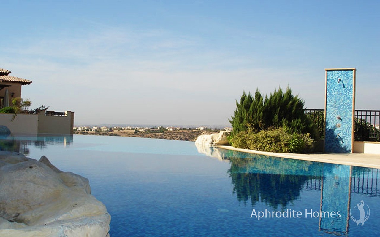 AH143P - 3-Bed Luxury Apartment