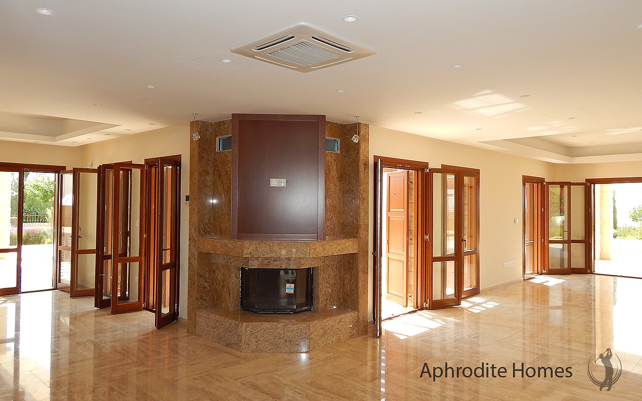 AH142V - 4-bed Luxury Villa