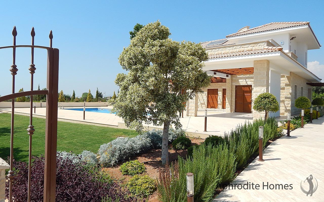 AH142V - 4-bed Luxury Villa