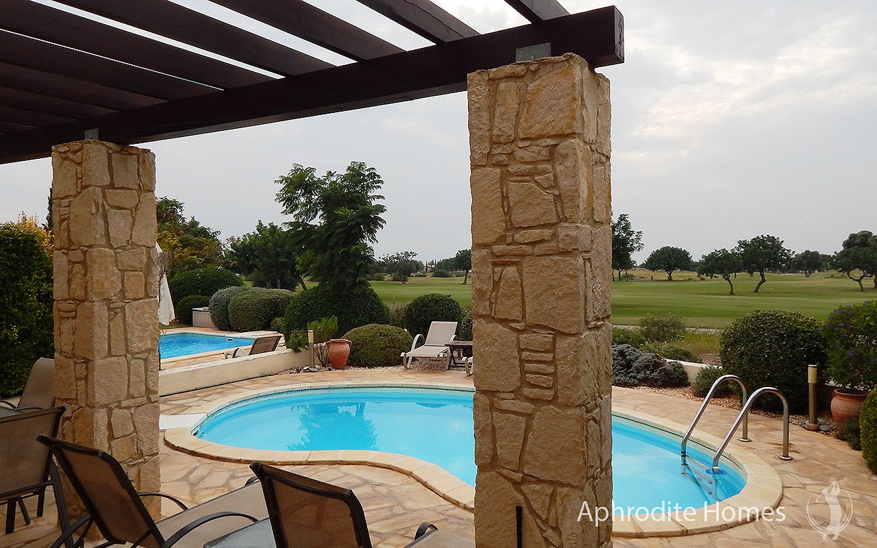 AH153P - 2-Bed Luxury Townhouse