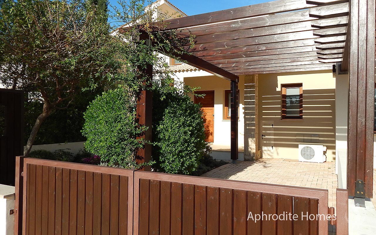 AH158P - 2-Bed Luxury Townhouse