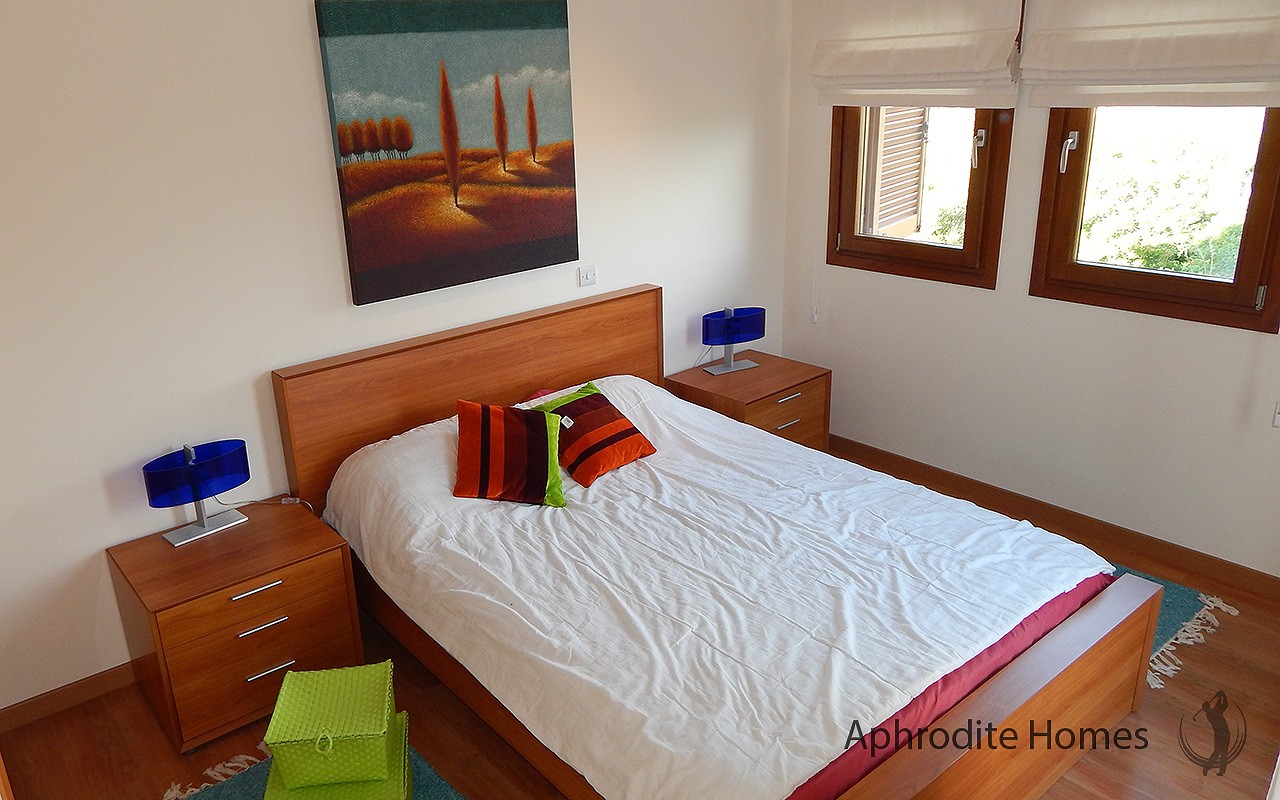 AH158P - 2-Bed Luxury Townhouse