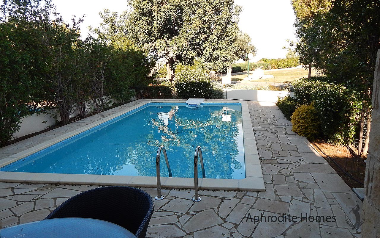 AH158P - 2-Bed Luxury Townhouse