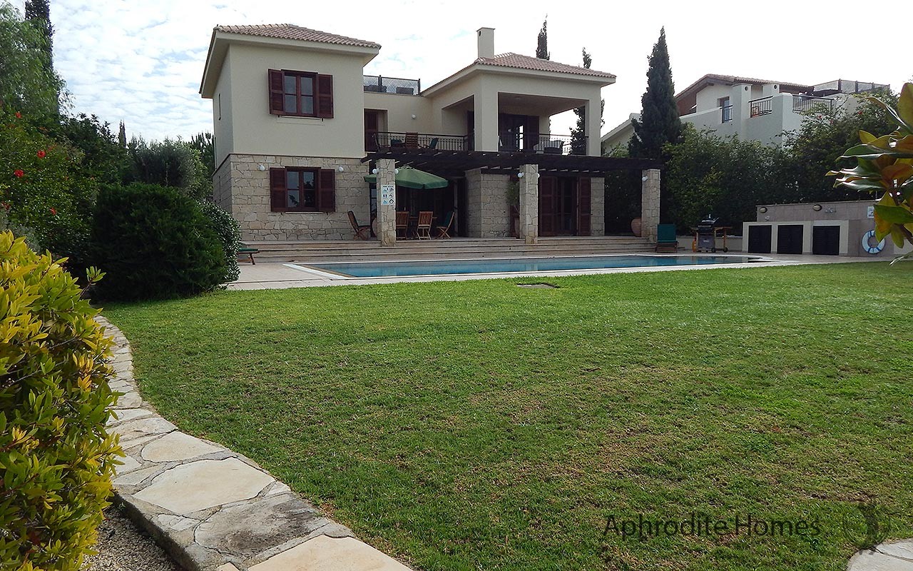 AH156V - 3-Bed Luxury Villa