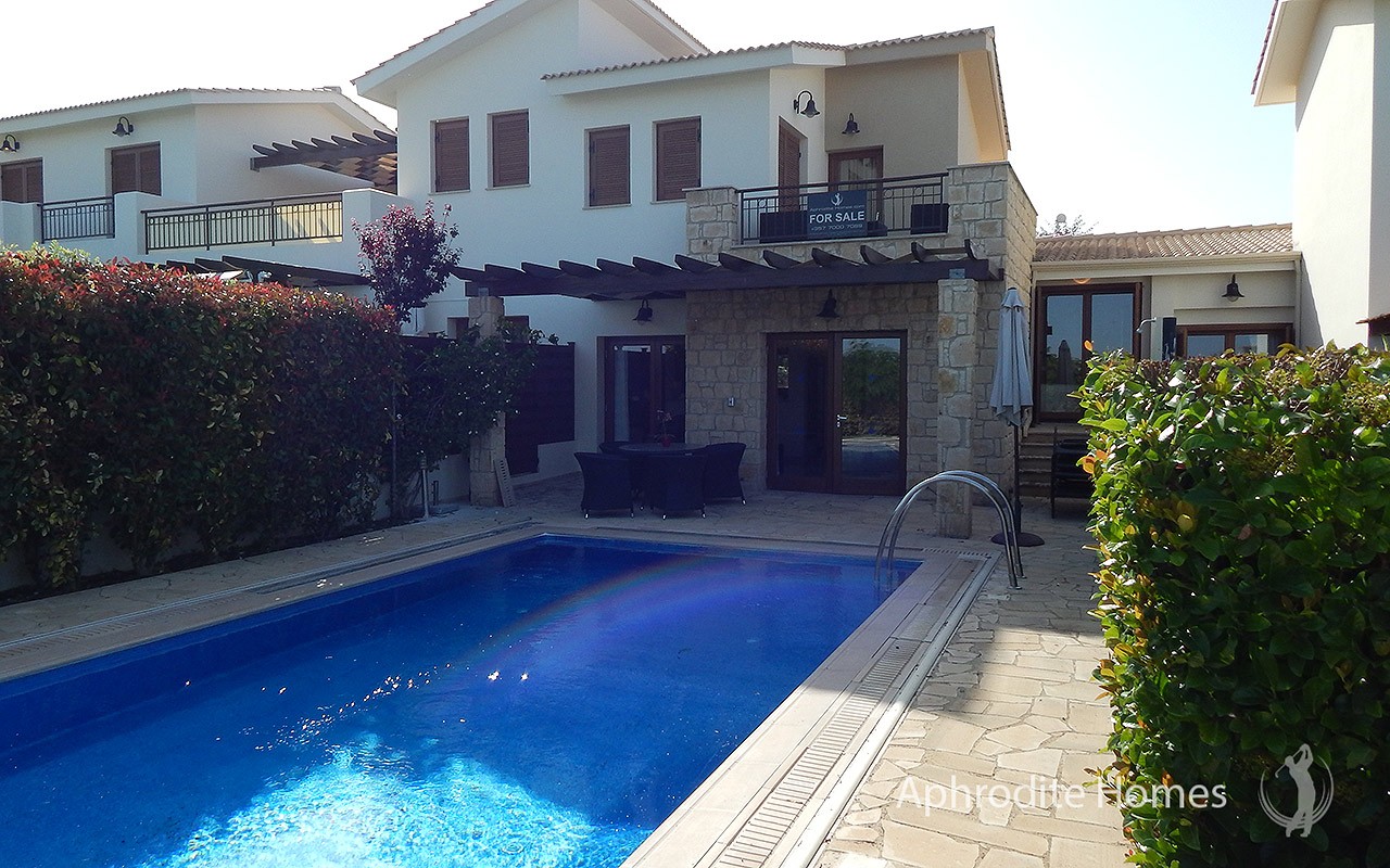 AH177P - 2-Bed Luxury Townhouse