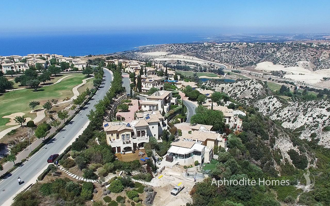 AH168P - 3/4-Bed Luxury Townhouse