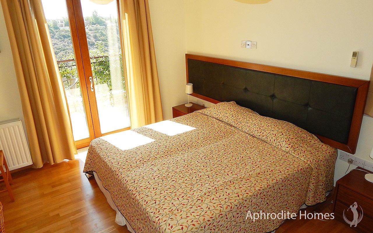 AH184V - 5-Bed Luxury Villa