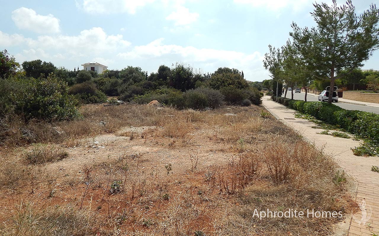 AH181V - Luxury plot Aphrodite Hills