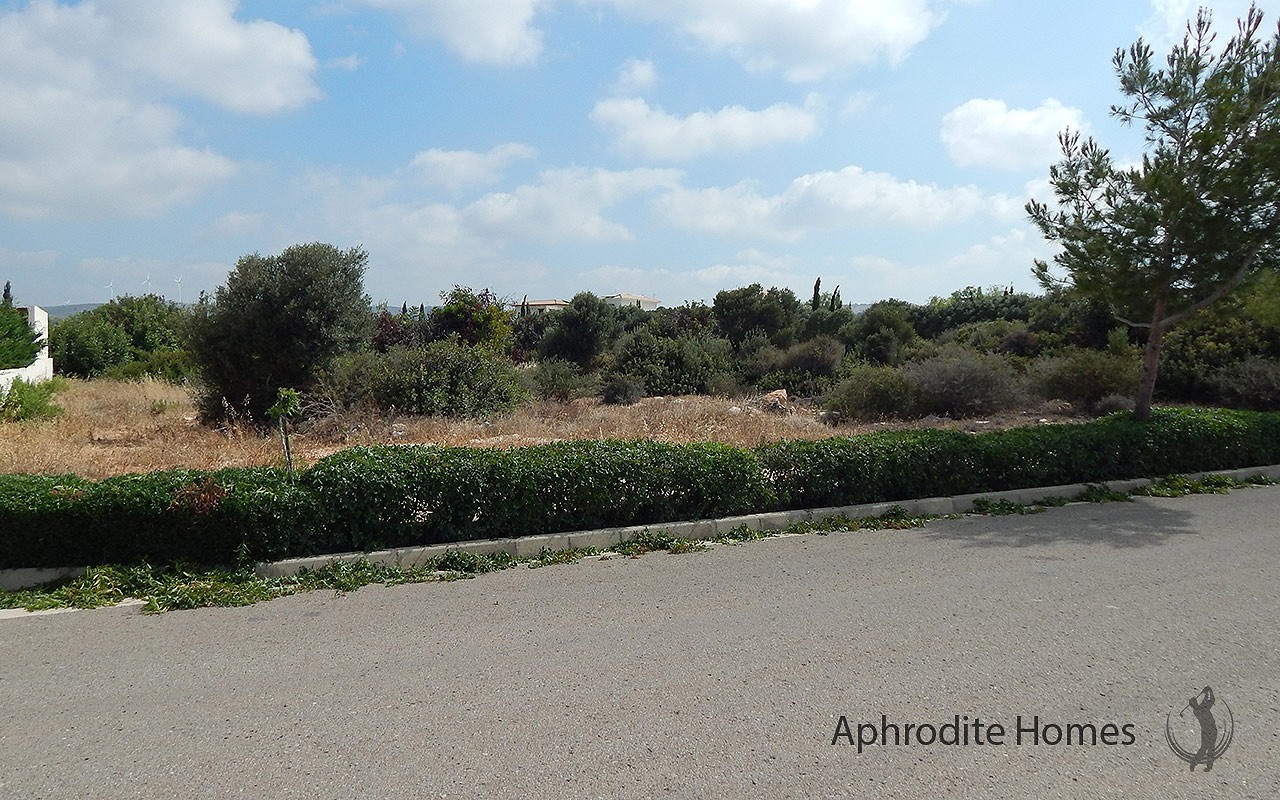 AH181V - Luxury plot Aphrodite Hills