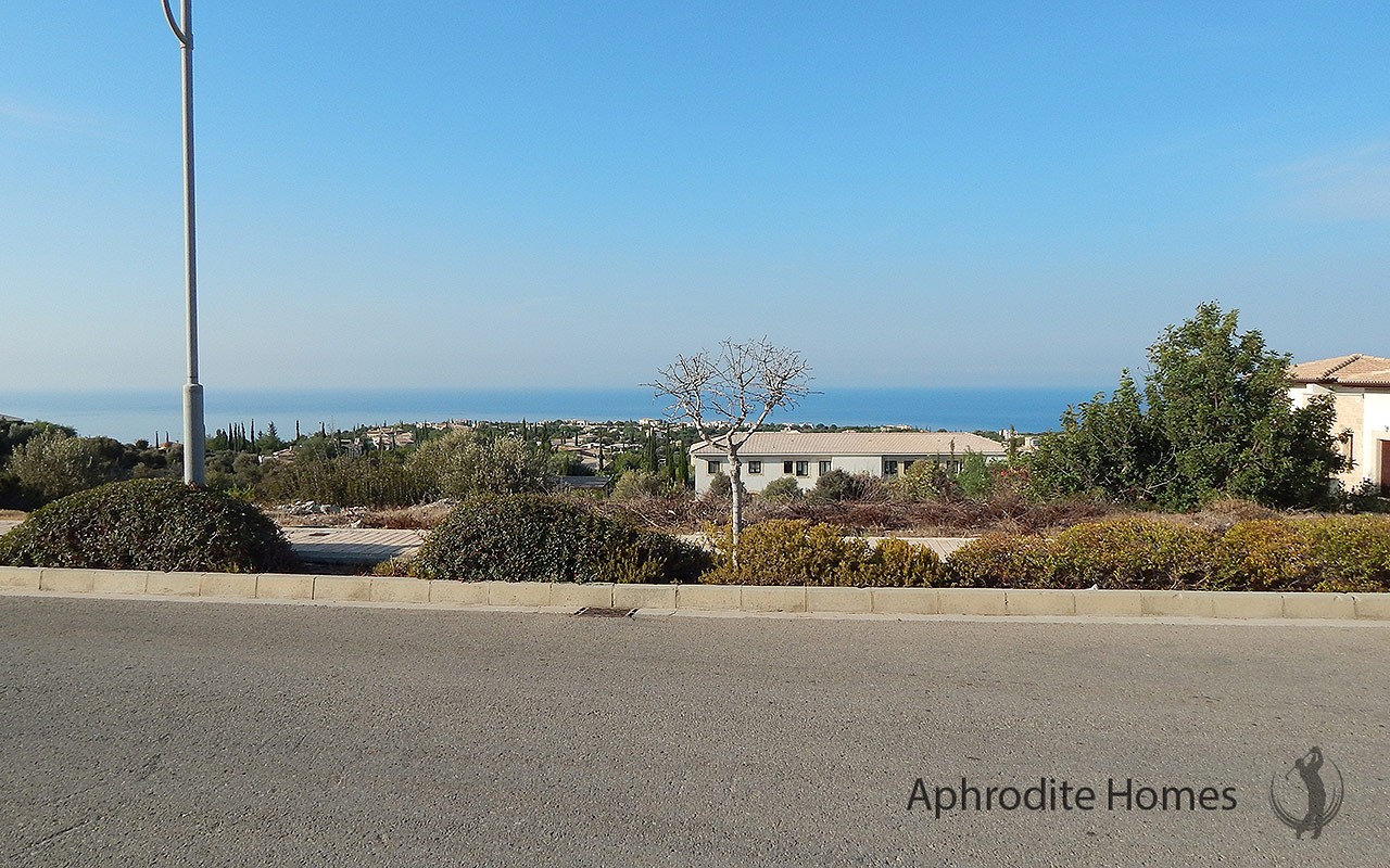 AH191V - Stunning Building Plot