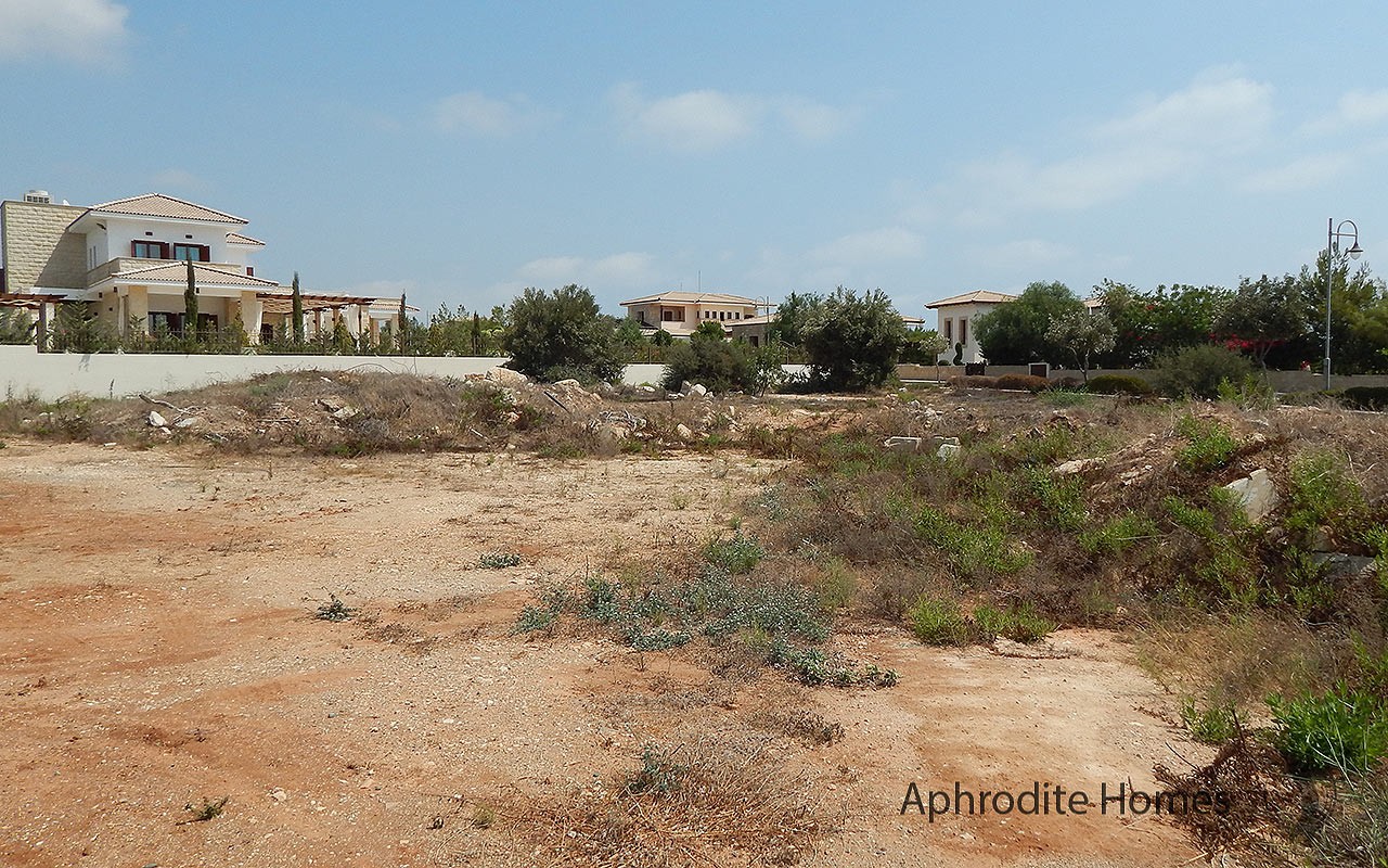 AH187V - Plot of Land