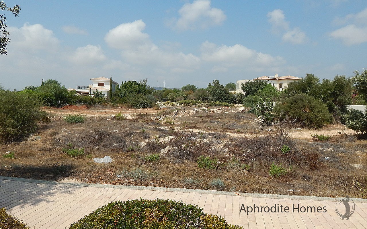 AH187V - Plot of Land