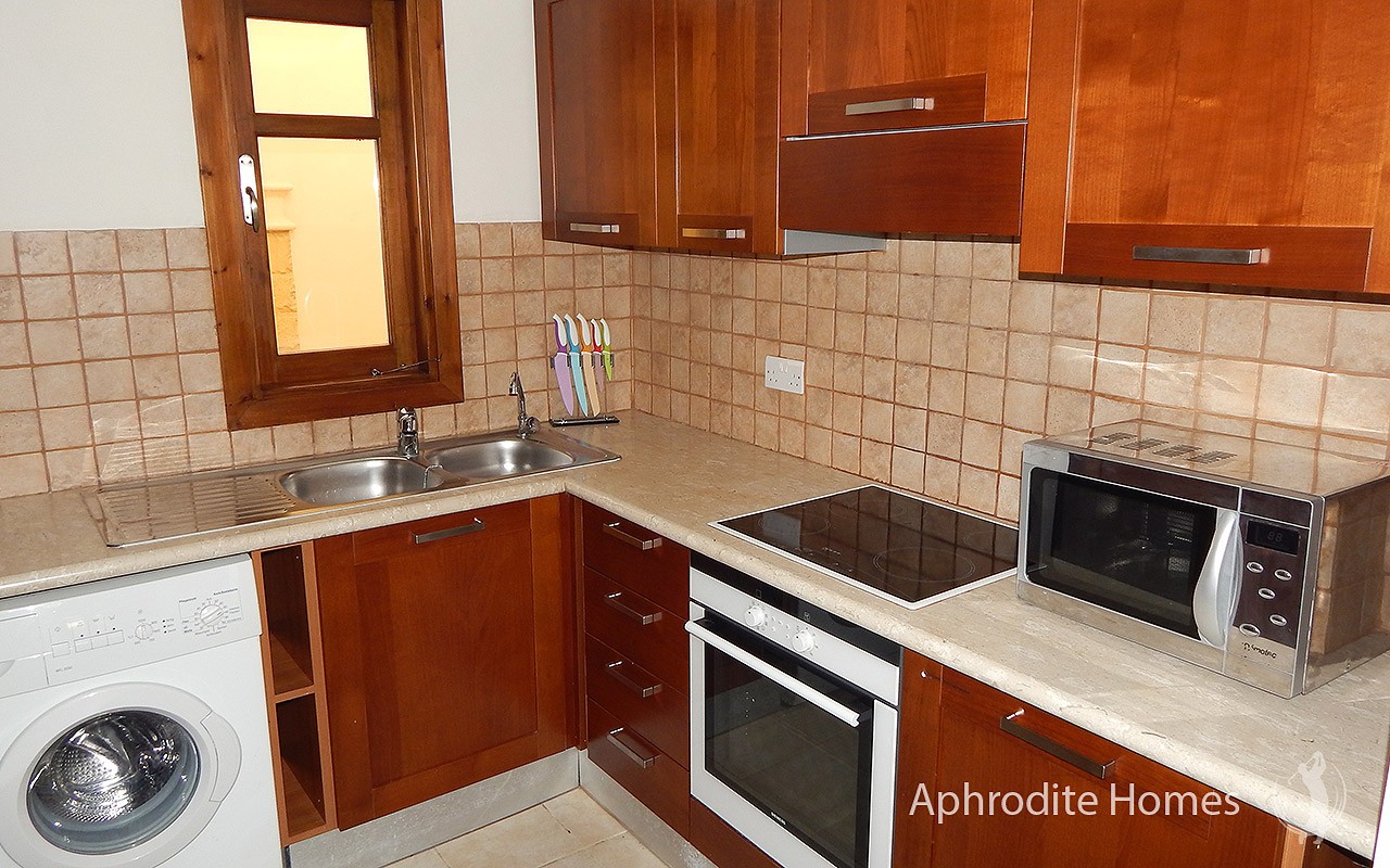 AH202P - 3-Bed Luxury Apartment