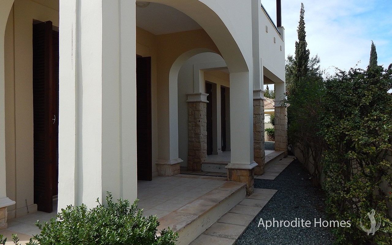 AH202P - 3-Bed Luxury Apartment