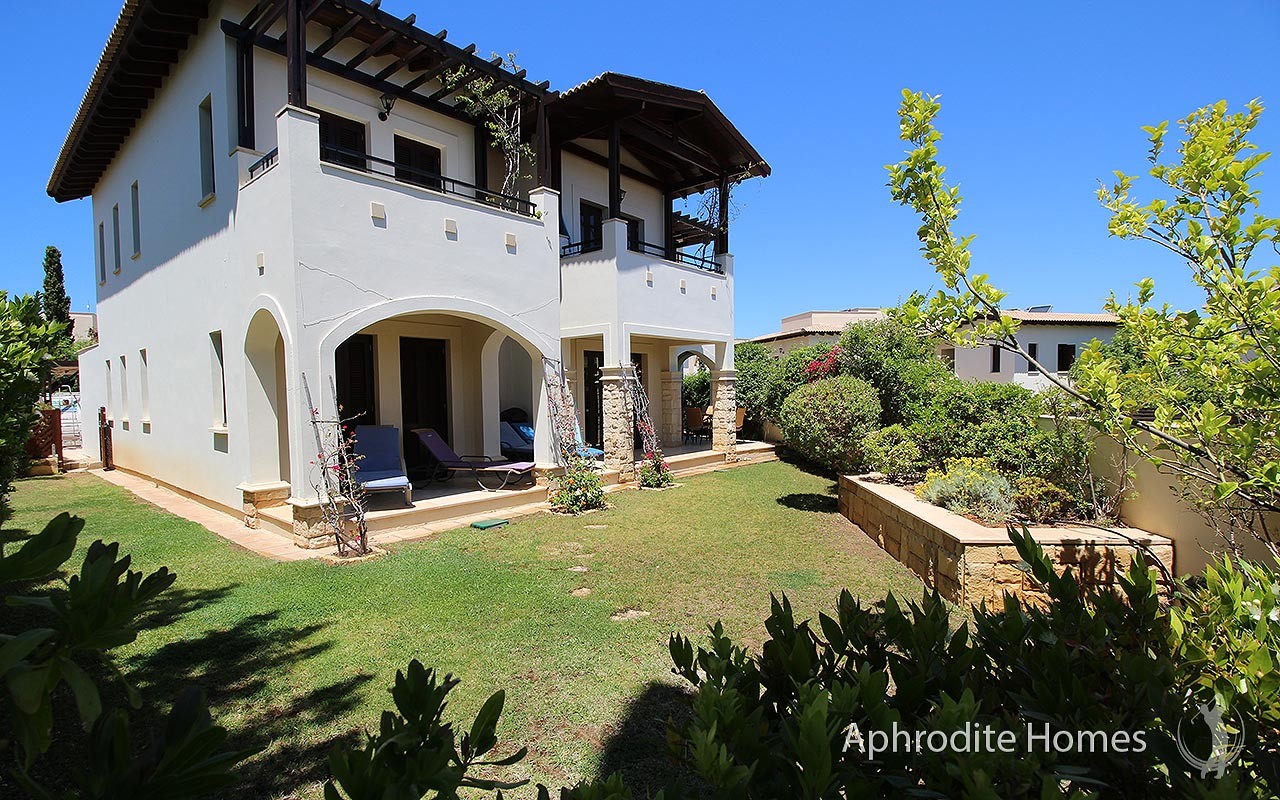 AH233P - 3-Bed Luxury Apartment