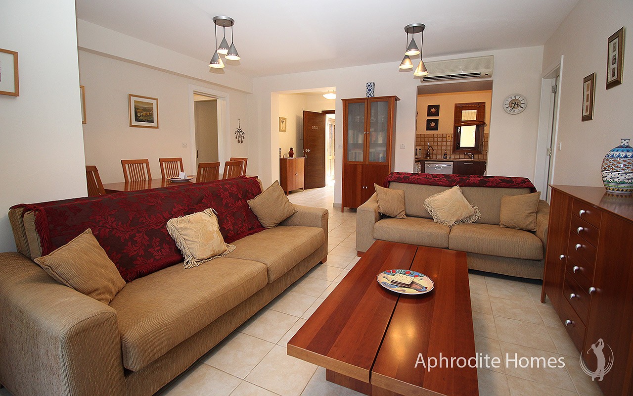 AH233P - 3-Bed Luxury Apartment