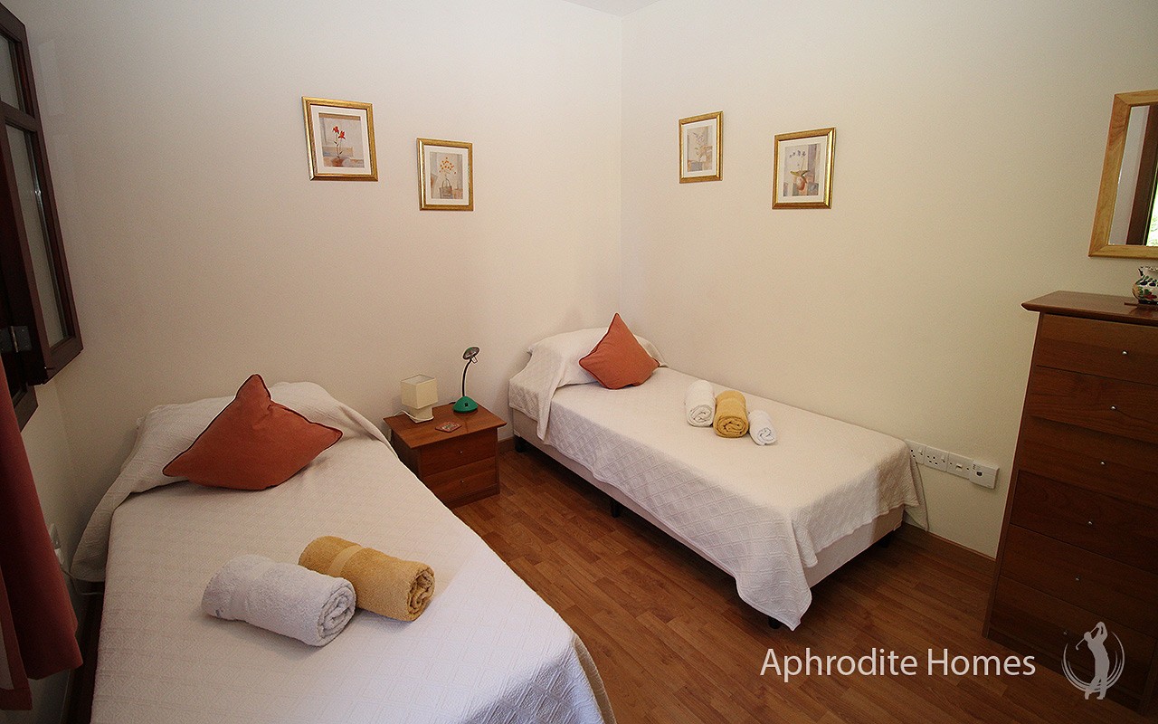 AH233P - 3-Bed Luxury Apartment