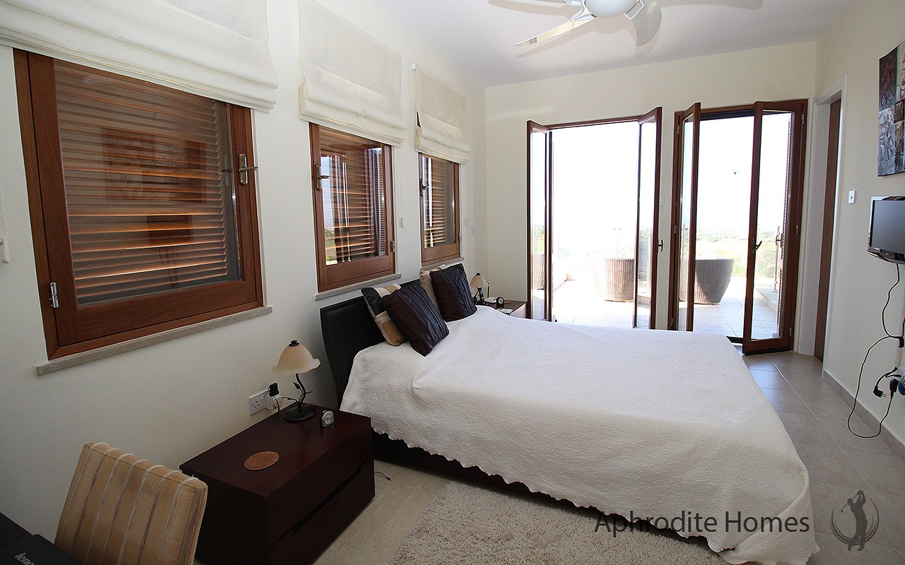 AH241V-3-Bed Luxury Detached Villa