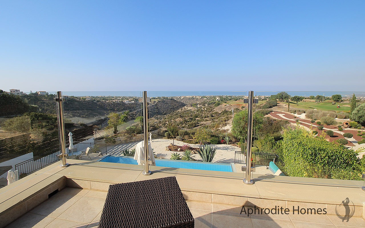 AH241V-3-Bed Luxury Detached Villa