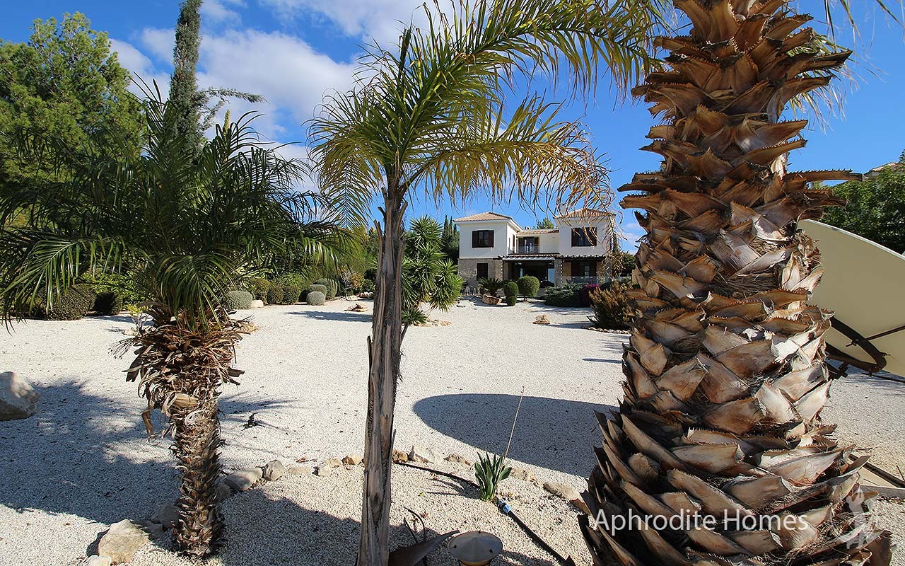 AH245V - 4-Bed Luxury Detached Villa