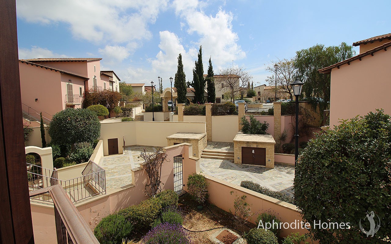 AH258P - 2-Bed Luxury Apartment