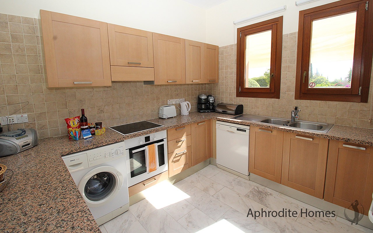 AH270V - 2-Bed Luxury Detached Villa